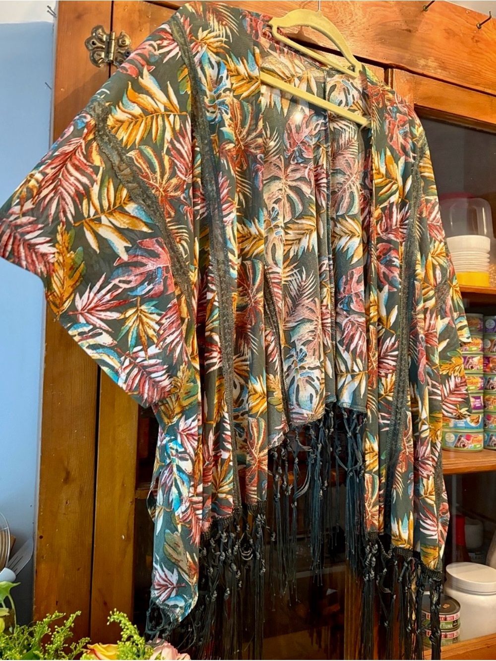Kimono small will fit up to large
